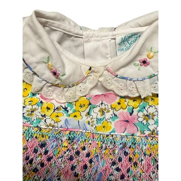 pink, blue, and‎ yellow hues. 2 buttons  20” L 10” Chest - Picture 4 of 12